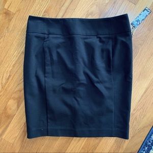 NWT The Torrie pencil skirt